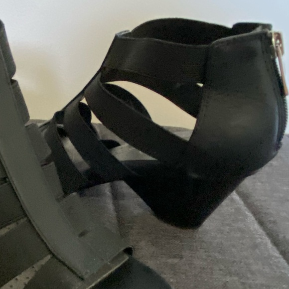 Coach and Four Black Band Open Toe Faux Leather Casual Office Heel Shoe-Sz-7.5 - Picture 2 of 15